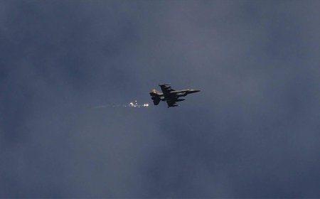 İsrail, Yemen’in Başkenti Sana’yı Vurdu