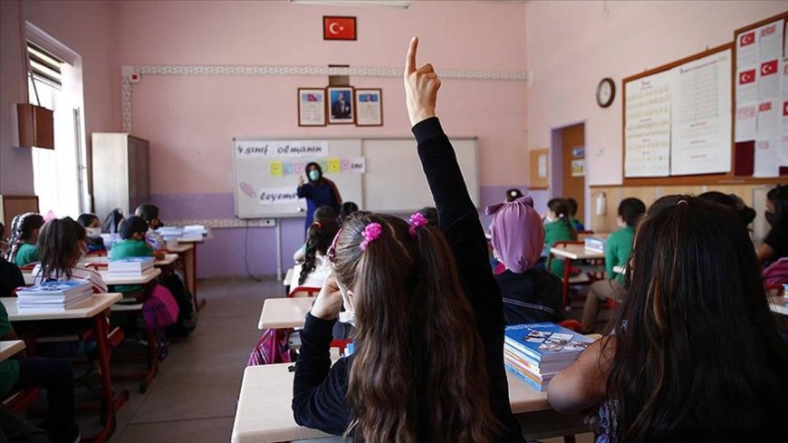 Laik Eğitime Darbe Ankara’da “Kız Ortaokulu” Açıldı
