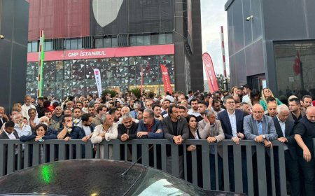 CHP İstanbul İl Başkanlığı’na Kayyım Krizi Polis Ablukası, Protesto Yasağı ve Yükselen Gerilim