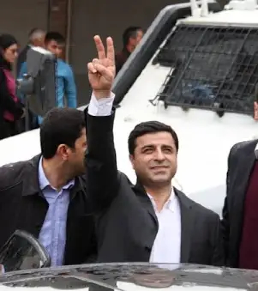 Selahattin Demirtaş’ın Kitaplarına Cezaevi Yasağı Sakıncalı Bulundu
