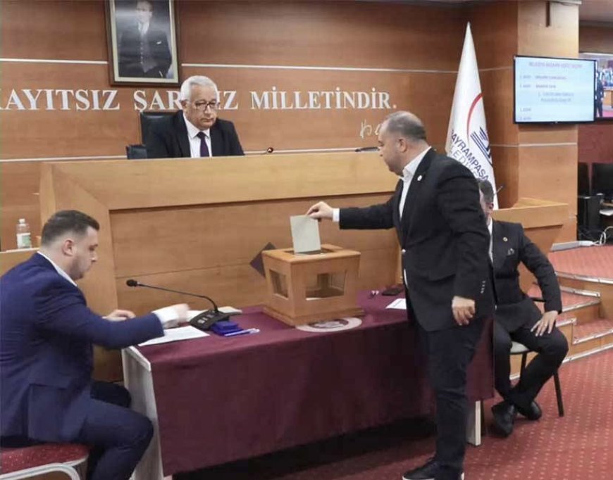 Bayrampaşa Belediyesi’nde kura heyecanı Başkan Vekilliği CHP’de kaldı