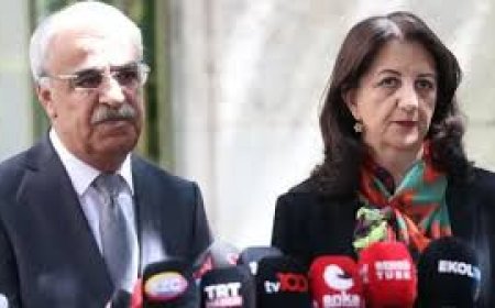 DEM Parti Heyeti İmralı’da  Öcalan’dan Barış ve Demokrasi Çağrısı