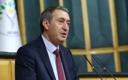 Tuncer Bakırhan’dan net mesaj “Demokrasiden bahsedeceksek kayyumlar kalkmalı