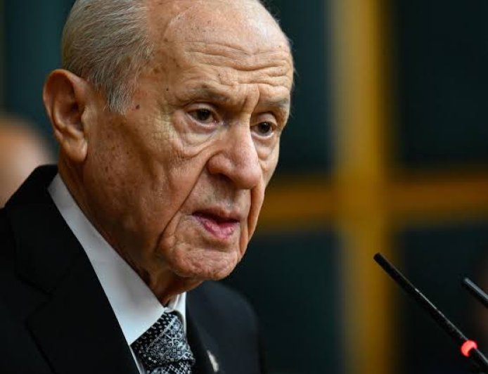 Bahçeli’den dikkat çeken çıkış “İmralı’ya heyet gitsin, Demirtaş’ın tahliyesi Türkiye için hayırlı olur”