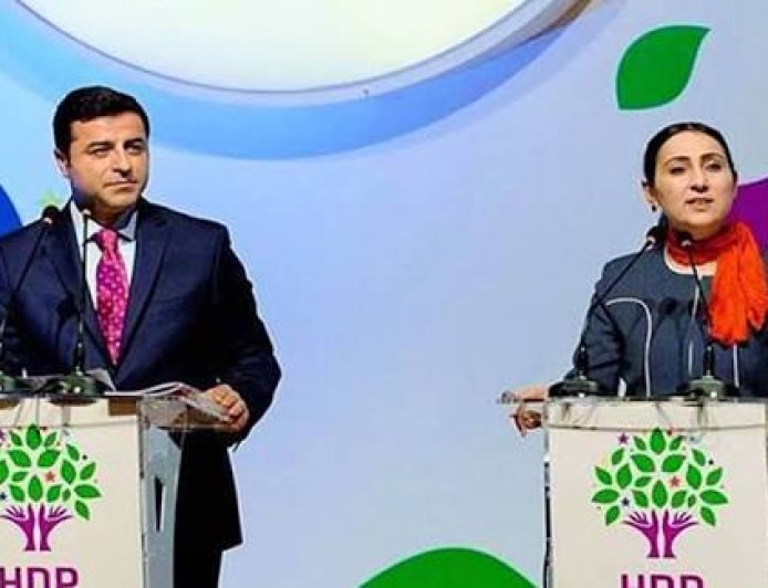 DEM Parti’den Demirtaş’a Ziyaret“Kobane Davası Türkiye’nin Kara Lekesidir
