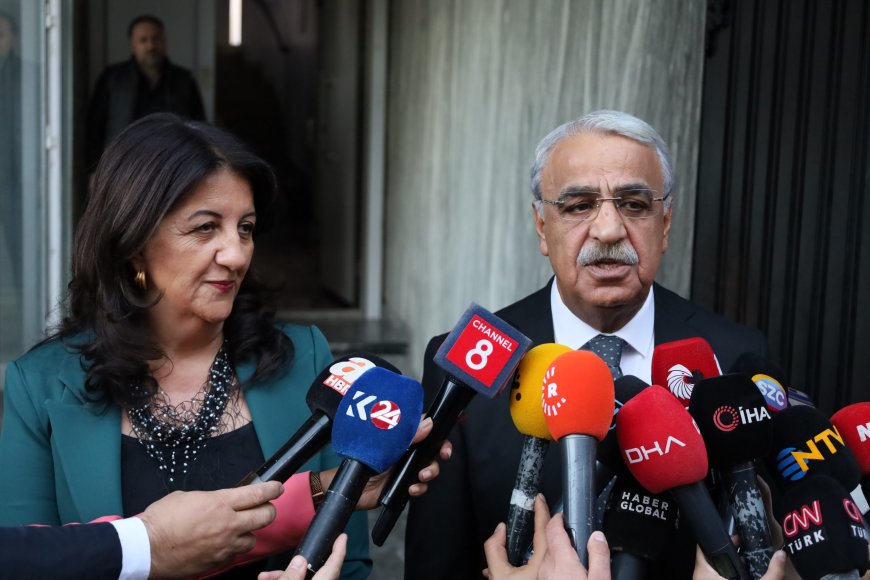 Halkların Eşitlik ve Demokrasi Partisi (DEM Parti) İmralı Heyeti, Abdullah Öcalan ile görüşmesini ‘son derece olumlu’ olarak açıkladı”