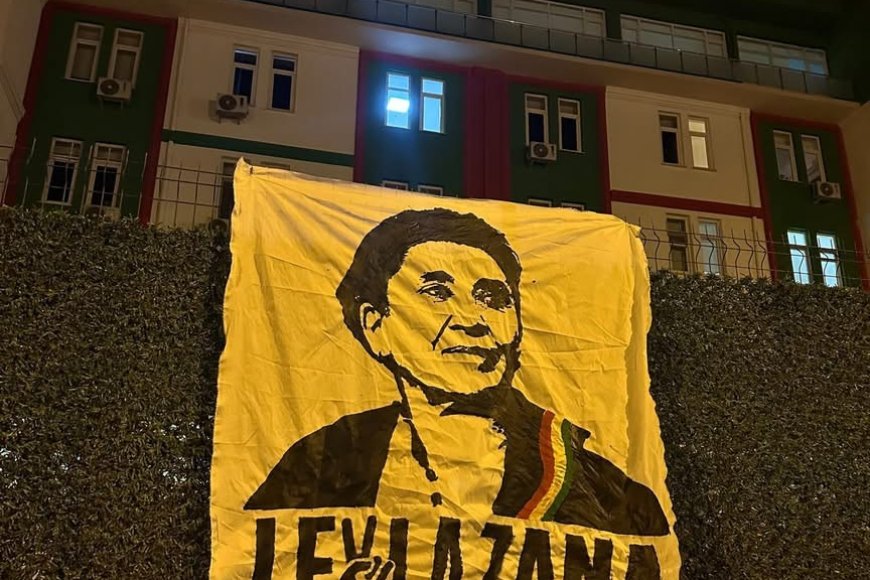 AMEDSPOR TARAFTARLARINDAN LEYLA ZANA’YA YÖNELİK NEFRET DİLİNE NET TEPKİ TESİSLER ÖNÜNE POSTER ASILDI