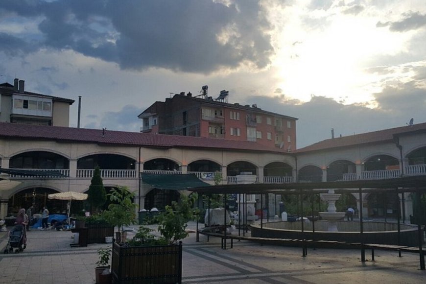 Eski Şire Pazarı İçin Kritik Adım Konsept Ticari Merkez Projesi Kamuoyuna Tanıtıldı