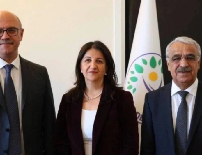 İMRALI GÖRÜŞMESİ SONRASI AÇIKLAMA ŞİDDET TERK EDİLDİ, DEMOKRATİK SİYASET DÖNEMİ