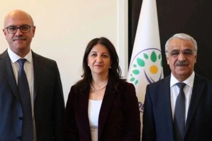 İMRALI GÖRÜŞMESİ SONRASI AÇIKLAMA ŞİDDET TERK EDİLDİ, DEMOKRATİK SİYASET DÖNEMİ