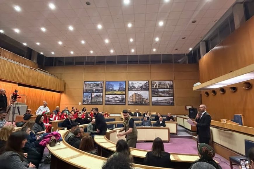 Enfield’de Tarihi Newroz Gecesi Kürt Kültürü, Ezgiler ve Güçlü Birlik Mesajı