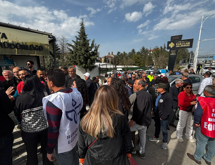 Okullarda Şiddet Kıskacı Siverek’teki Kanlı Saldırı Eğitim Sistemindeki Derin Çöküşü Gözler Önüne Serdi