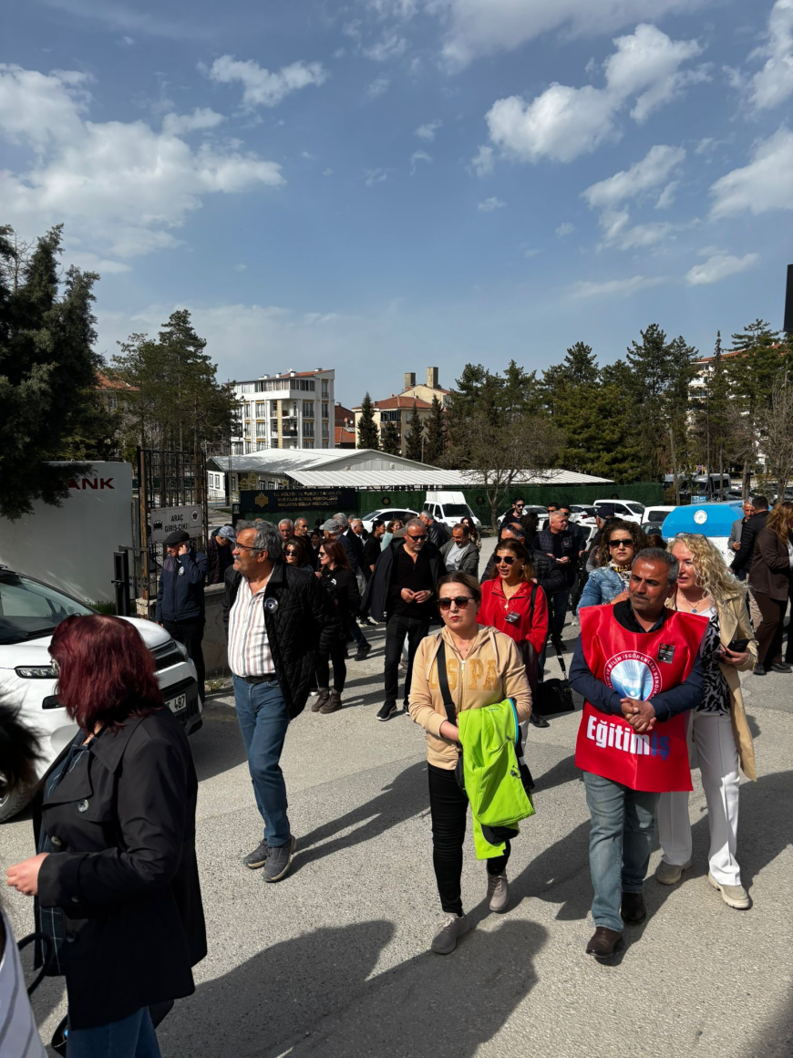 Okullarda Şiddet Kıskacı Siverek’teki Kanlı Saldırı Eğitim Sistemindeki Derin Çöküşü Gözler Önüne Serdi