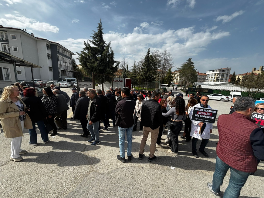 Okullarda Şiddet Kıskacı Siverek’teki Kanlı Saldırı Eğitim Sistemindeki Derin Çöküşü Gözler Önüne Serdi