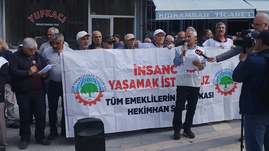 MALATYA’DA EMEKLİLERDEN GÜÇLÜ MESAJ GEÇİNEMİYORUZ, SUSMUYORUZ