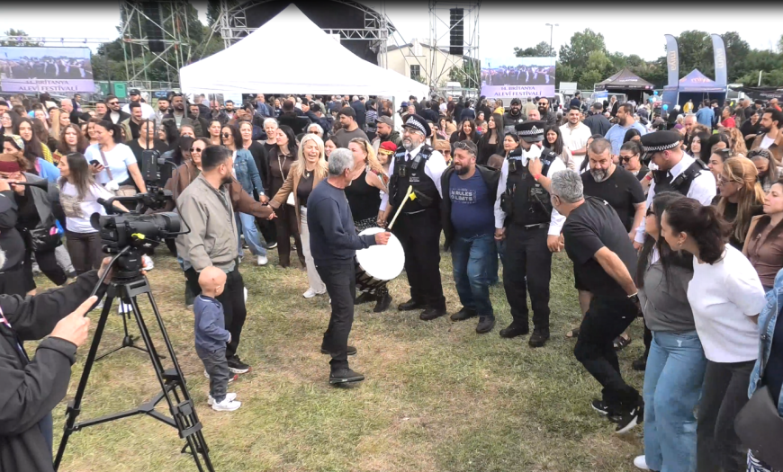 Londra’da Tarihi Buluşma 14. Britanya Alevi Festivali’nden Dünyaya Barış ve Kardeşlik Mesajı
