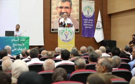Bakırhan’dan Urfa’da yeni dönem mesajı “Siyasetin dilini ve yöntemini değiştireceğiz”