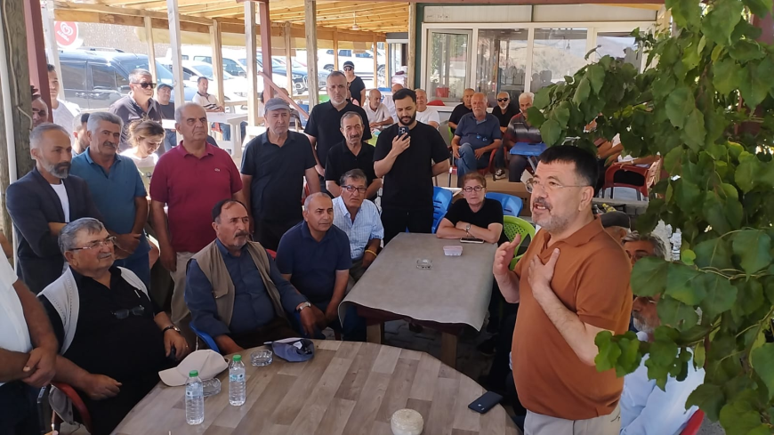 Veli Ağbaba Kürecik’te Vatandaşlarla Buluştu. “Yeni Parti’nin Yol Haritası Halkla Birlikte Şekilleniyor”