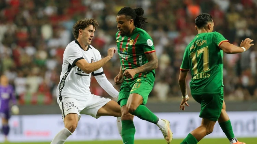 DİYARBAKIR’DA TARİHİ GECE: AMEDSPOR BEŞİKTAŞ’I DEVİRDİ, SÜPER LİG’İN ZİRVESİNE ÇIKTI