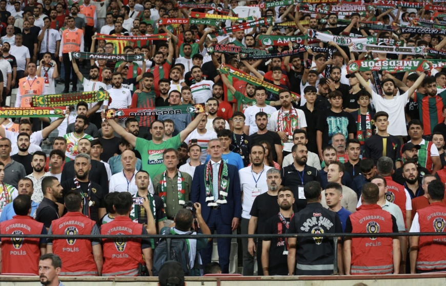DİYARBAKIR’DA TARİHİ GECE: AMEDSPOR BEŞİKTAŞ’I DEVİRDİ, SÜPER LİG’İN ZİRVESİNE ÇIKTI