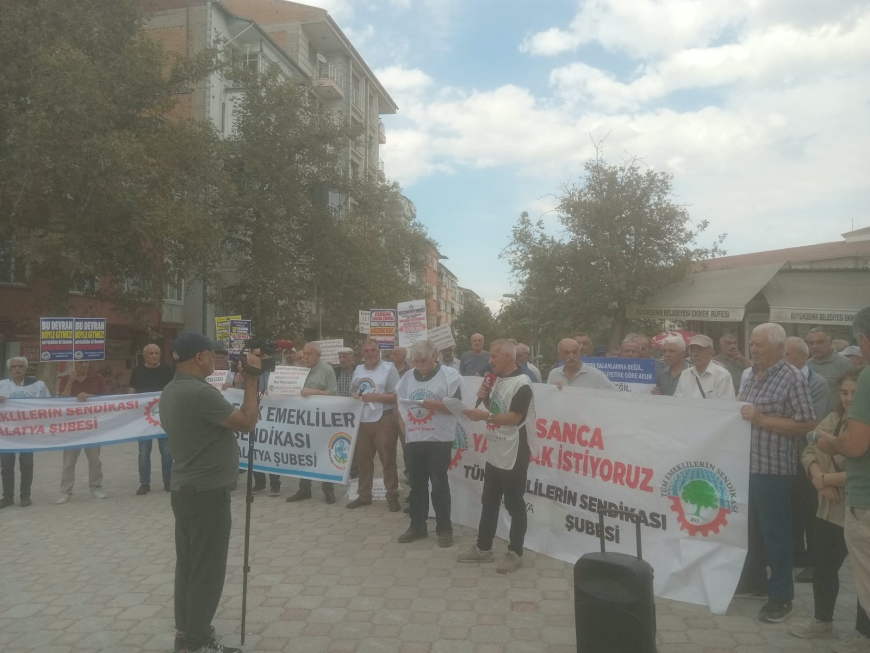 MALATYA’DA EMEKLİLER MEYDANA ÇIKTI  SEYYANEN ZAM MÜCADELESİNDE GÖZLER ANAYASA MAHKEMESİ’NDE