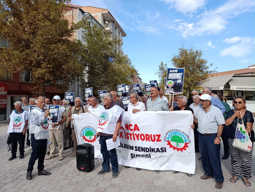 MALATYA’DA EMEKLİLERDEN GEÇİM VE ONURLU YAŞAM ÇAĞRISI