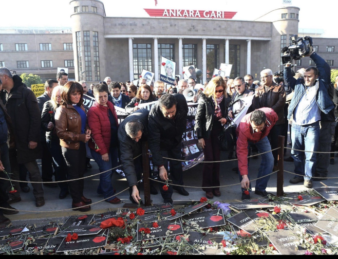 10 EKİM ANKARA GAR KATLİAMI’NIN 11. YILINDA ADALET ÇIĞLIĞI 104 CAN UNUTULMADI
