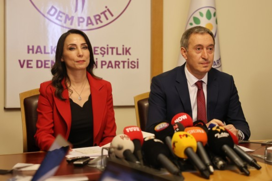 MERSİN’DE ÜÇ BELEDİYEYE OPERASYON DEM PARTİ’DEN “HALKIN İRADESİNE SAYGI” ÇAĞRISI