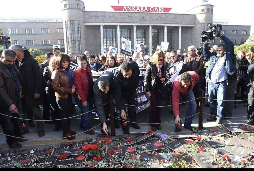 10 EKİM ANKARA GAR KATLİAMI’NIN 11. YILINDA ADALET ÇIĞLIĞI 104 CAN UNUTULMADI